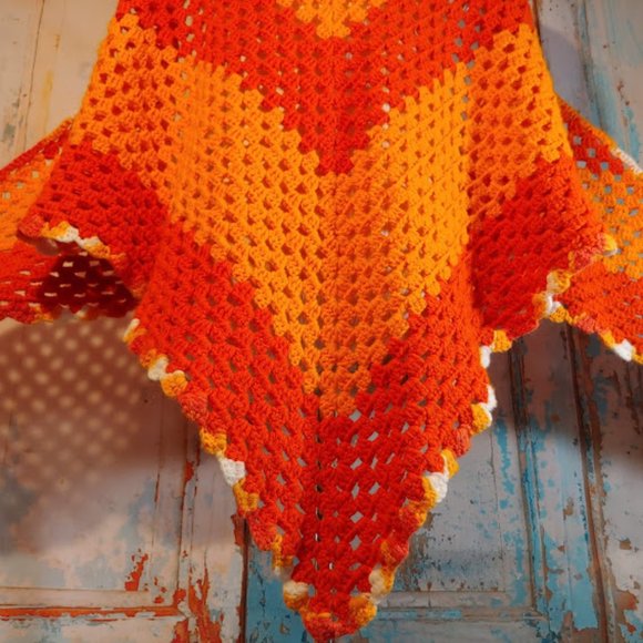 no tag perfectly hand crochet cottage wrap/one size/mustard white and orange - Picture 5 of 10